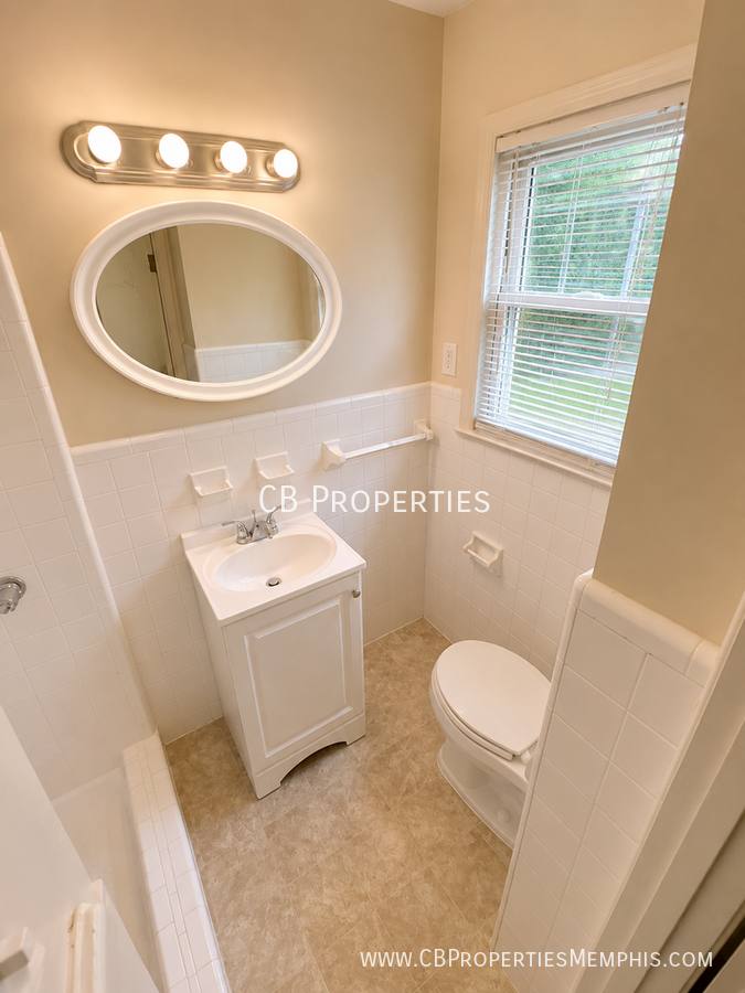 House for rent at 2806 Scotland Rd, Memphis, TN 38128