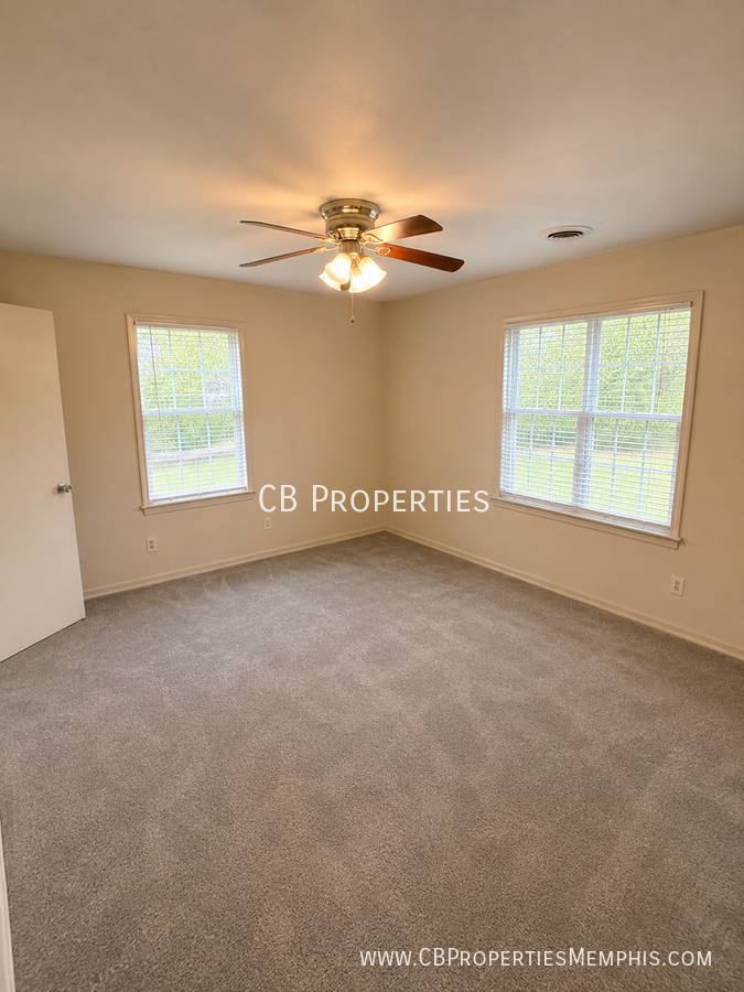 House for rent at 2806 Scotland Rd, Memphis, TN 38128