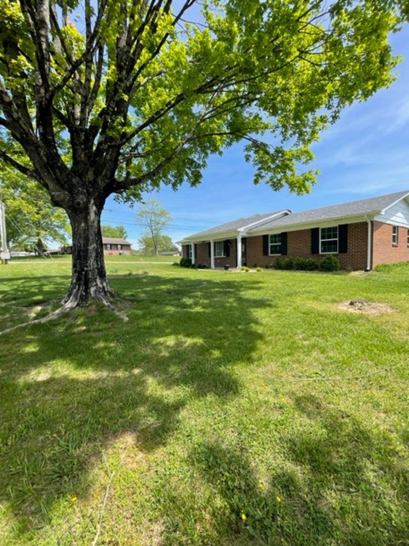 House for rent at 849 Hopewell Rd, Maryville, TN 37801