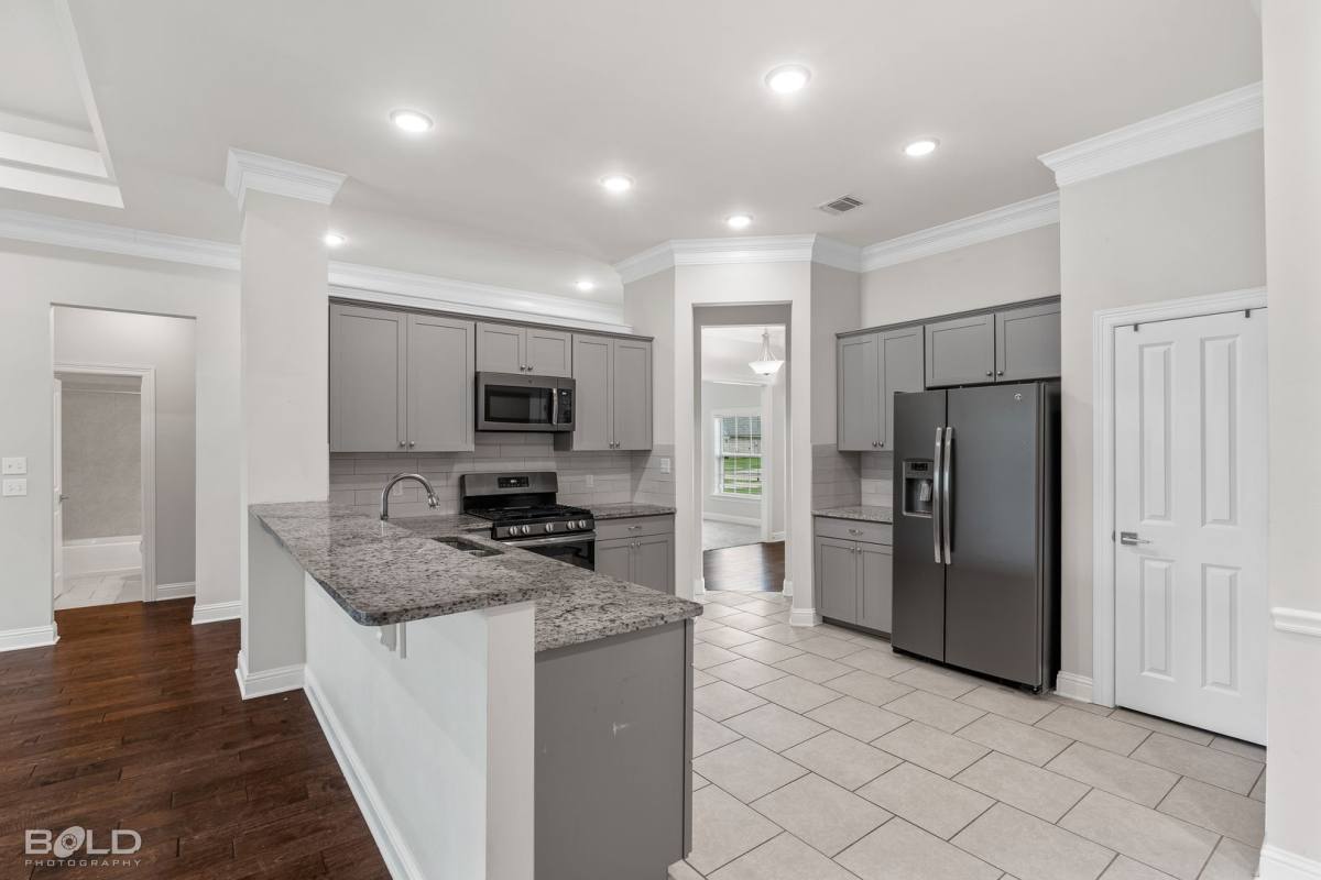 House for rent at 619 Labarre Lane, Bossier City, LA 71111