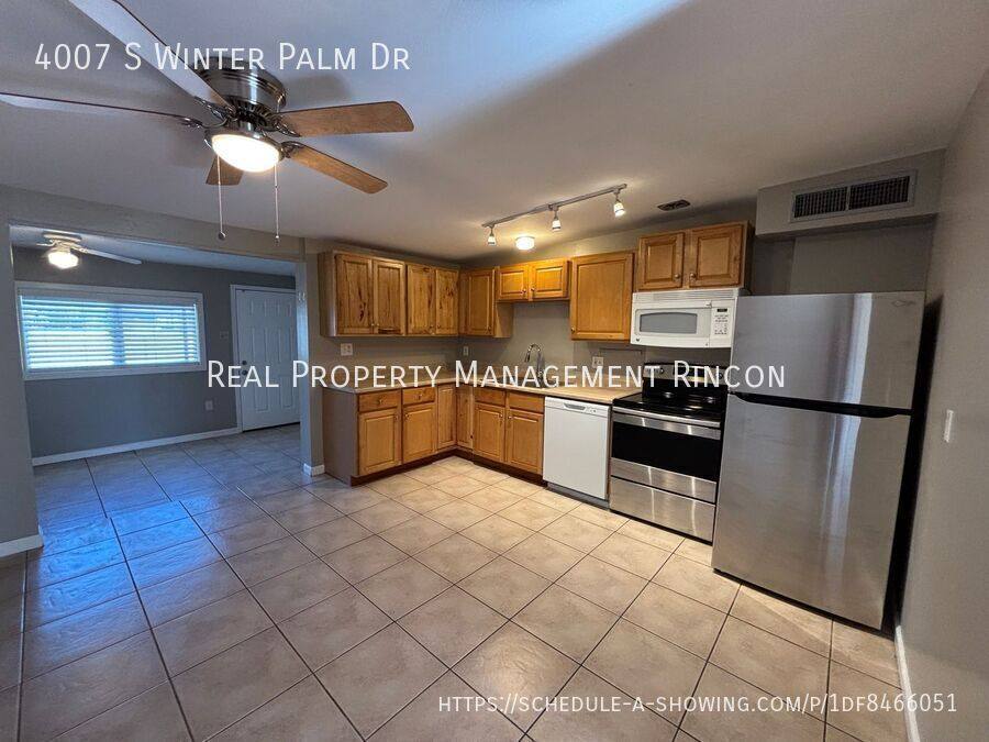 Townhouse for rent at 4007 S Winter Palm Dr, Tucson, AZ 85730