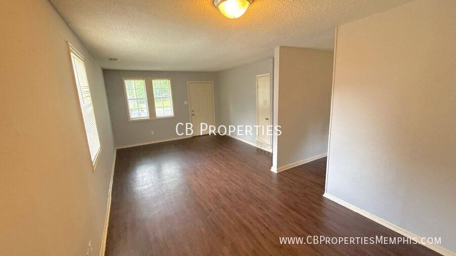 House for rent at 1734 Wildrose St, Memphis, TN 38114