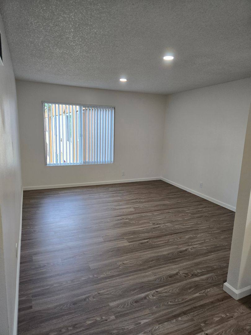 Apartment for rent at 1255-71 Broadway, Chula Vista, CA 91911