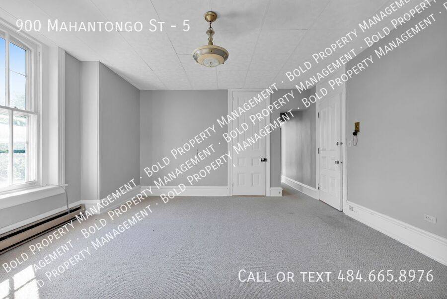Apartment for rent at 900 Mahantongo St #5, Pottsville, PA 17901
