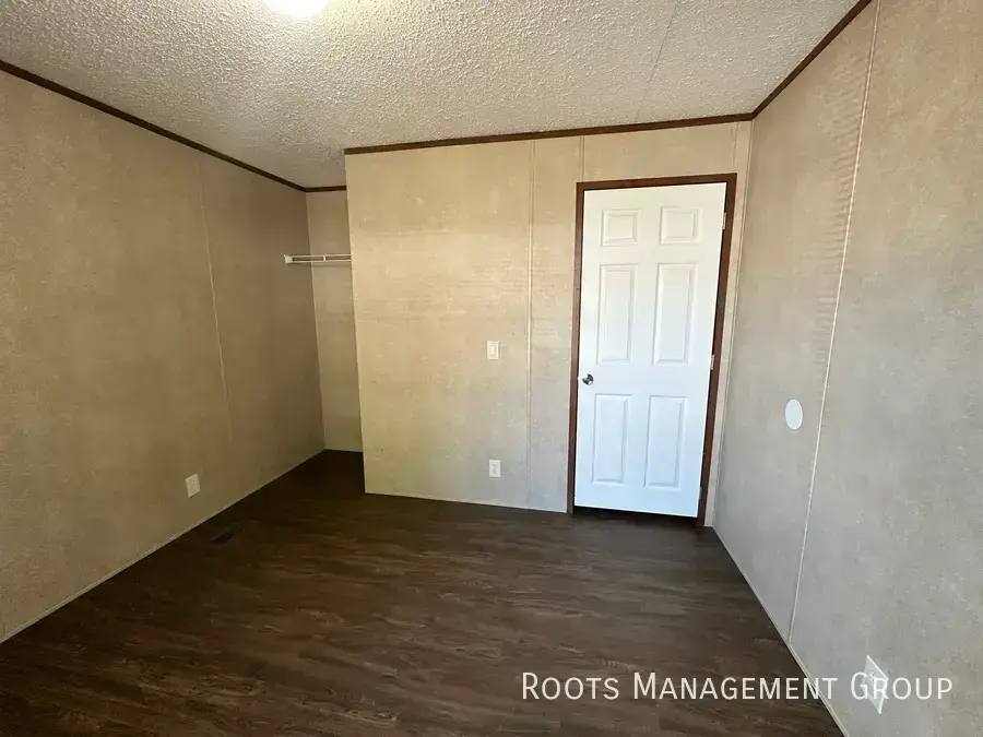 Apartment for rent at 2088 E Empire Rd #160, Benton Harbor, MI 49022