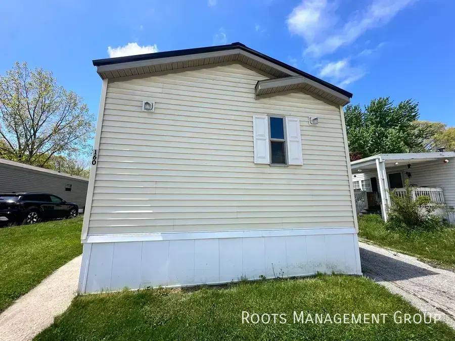 Apartment for rent at 2088 E Empire Rd #160, Benton Harbor, MI 49022