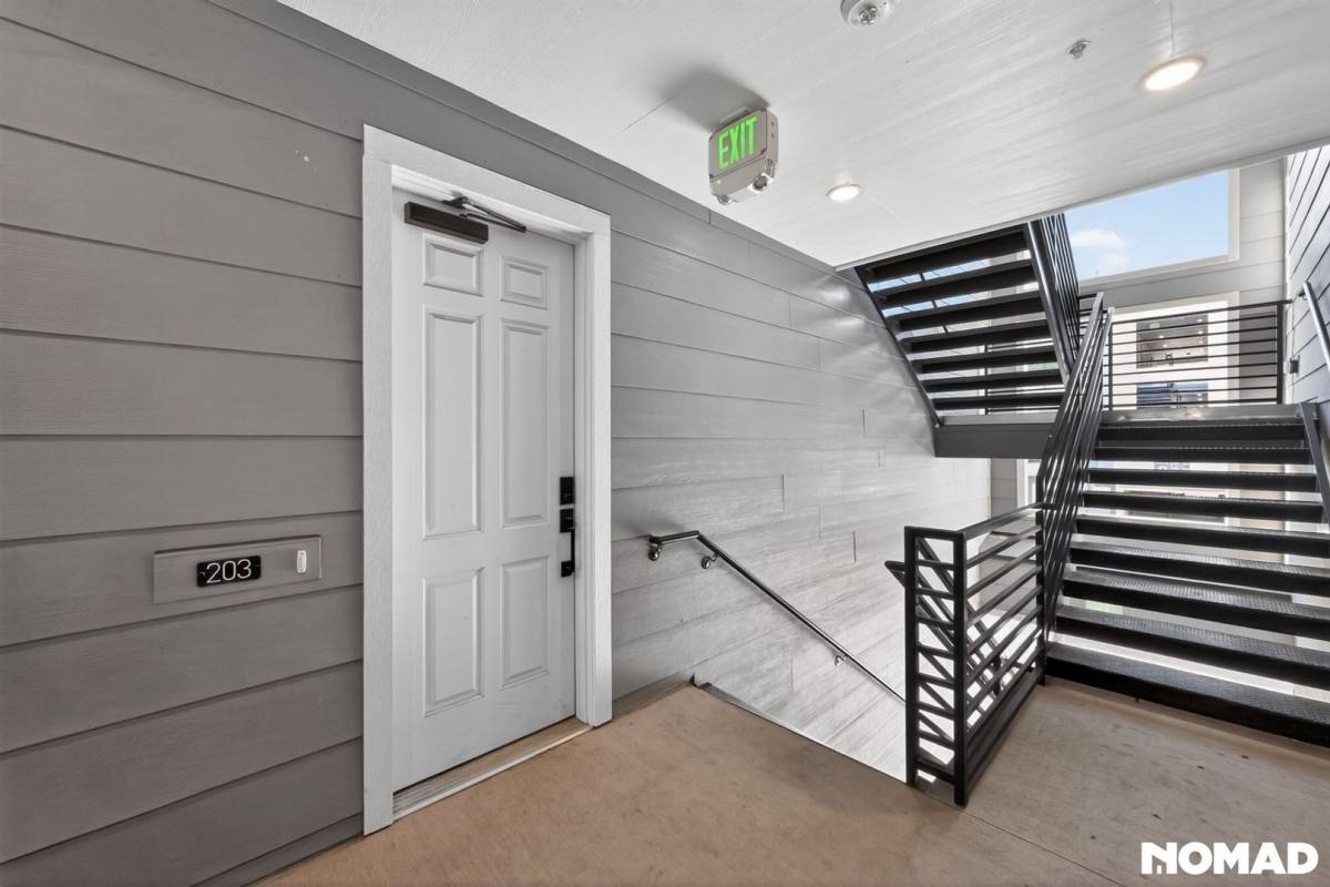 Townhouse for rent at 6153 N Ceylon St, Denver, CO 80249