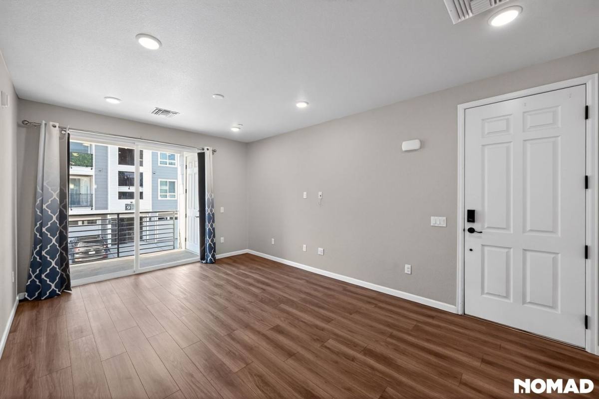Townhouse for rent at 6153 N Ceylon St, Denver, CO 80249