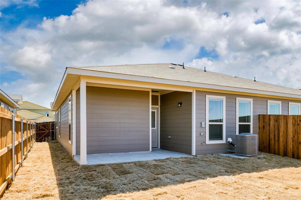 645 Fallow Dr #645, Venus, TX 76084 - Apartment for Rent - Image 4
