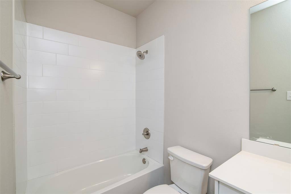645 Fallow Dr #645, Venus, TX 76084 - Apartment for Rent - Image 8