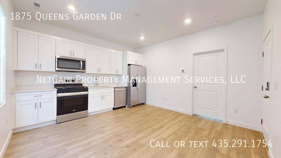 House for rent at 1875 Queens Garden Dr, Washington, UT 84780