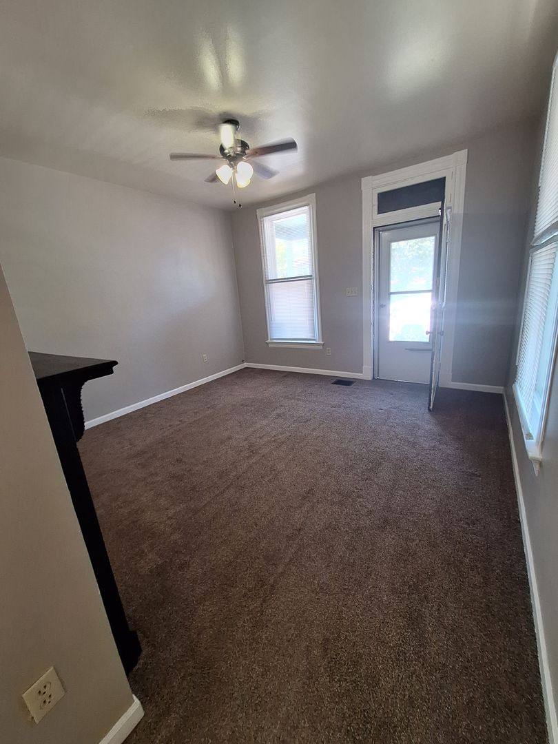 Apartment for rent at 207 E Southern Ave, Covington, KY 41011