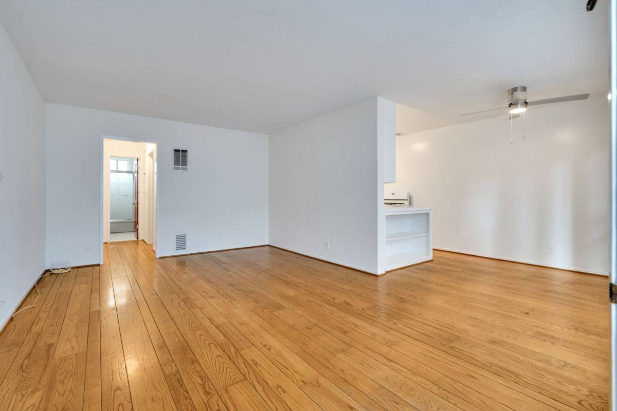 Apartment for rent at 218 S Gale Dr, Beverly Hills, CA 90211