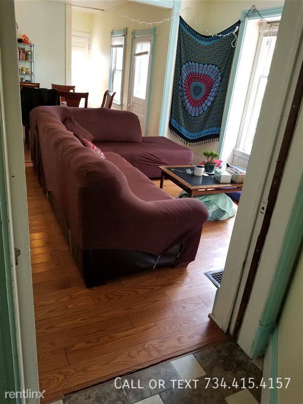 House for rent at 502 E Ann St, Ann Arbor, MI 48104