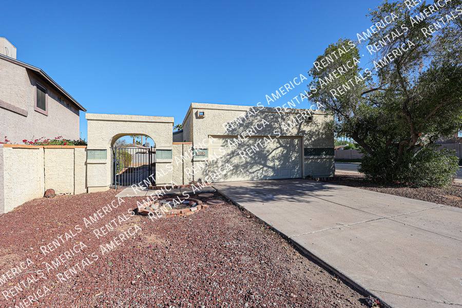 House for rent at 630 E Jensen St #128, Mesa, AZ 85203