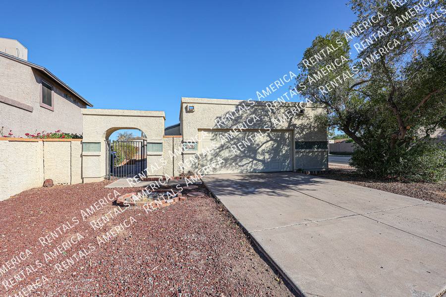 House for rent at 630 E Jensen St #128, Mesa, AZ 85203