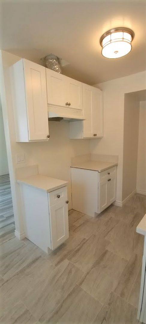 Apartment for rent at 1828 16th St, Santa Monica, CA 90404