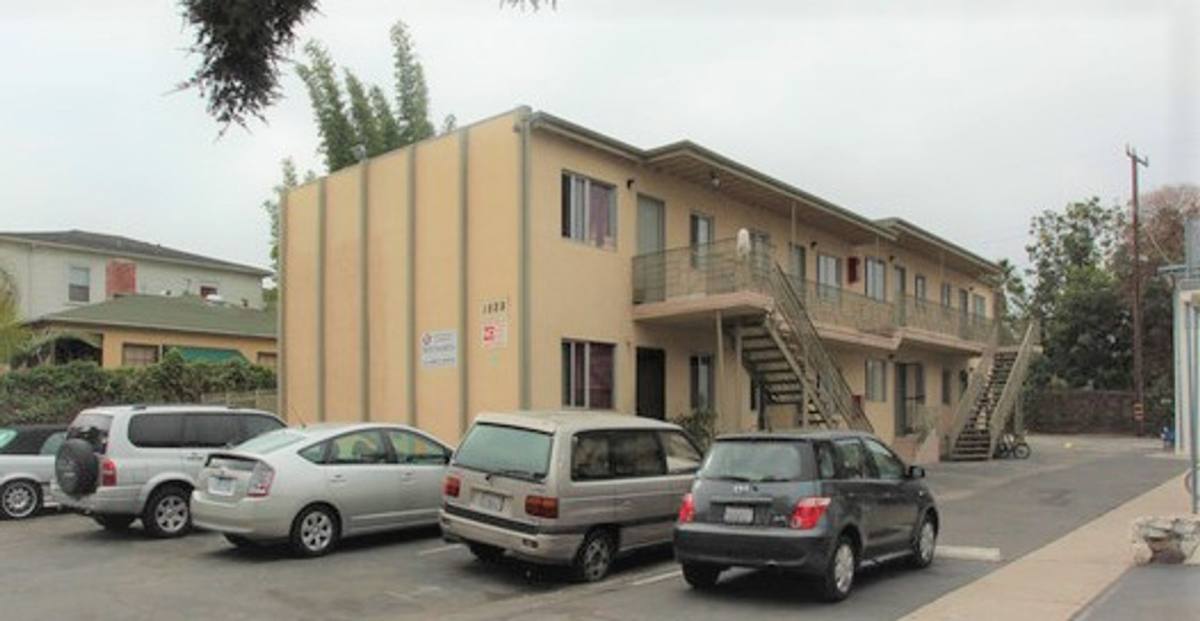 Apartment for rent at 1828 16th St, Santa Monica, CA 90404