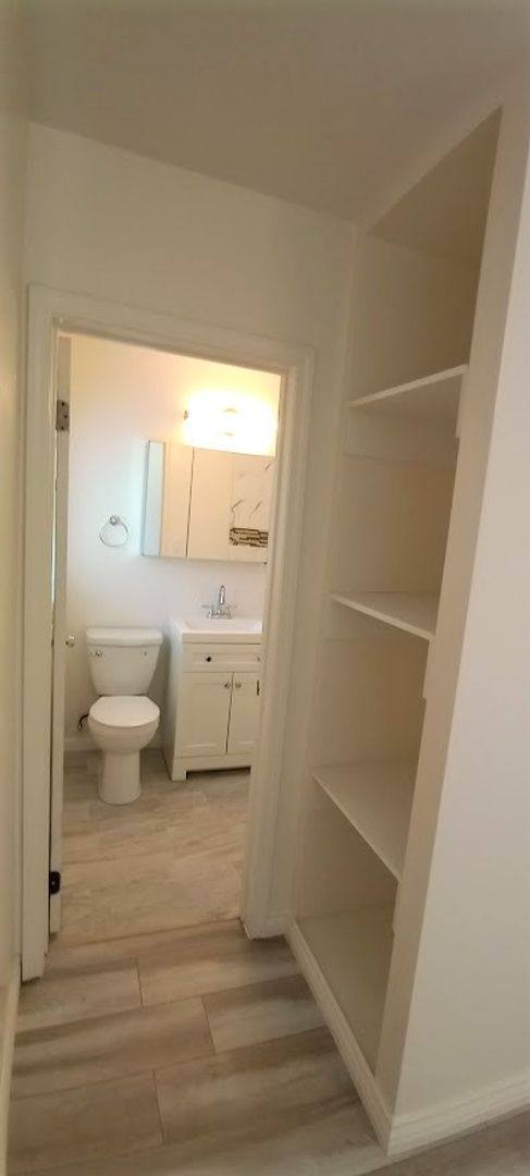Apartment for rent at 1828 16th St, Santa Monica, CA 90404