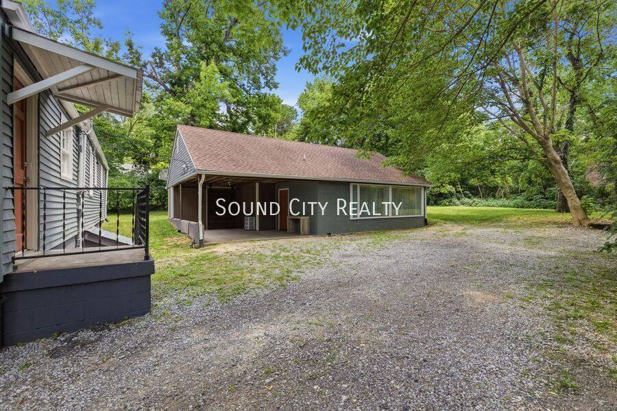 House for rent at 113 Neese Dr, Nashville, TN 37211