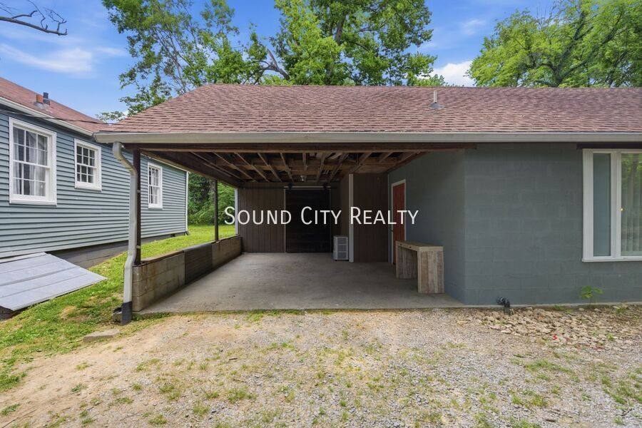 House for rent at 113 Neese Dr, Nashville, TN 37211