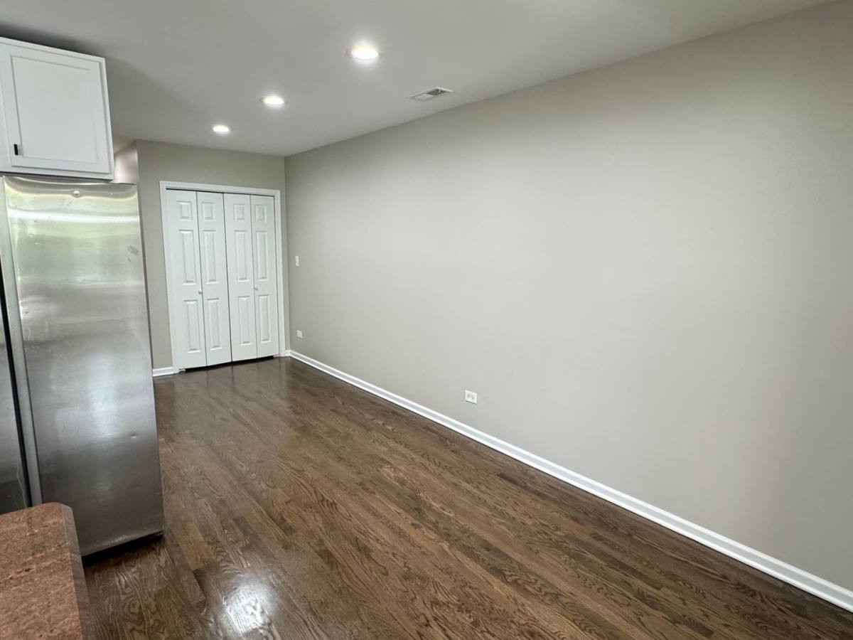 Apartment for rent at 5438 S Indiana, Chicago, IL 60615