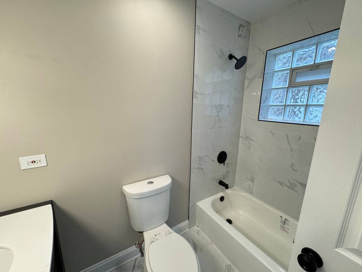Apartment for rent at 5438 S Indiana, Chicago, IL 60615