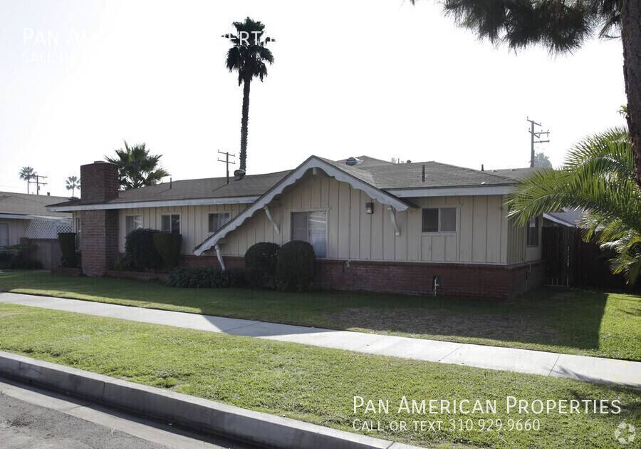 Apartment for rent at 3523 W Mungall Dr #1, Anaheim, CA 92804