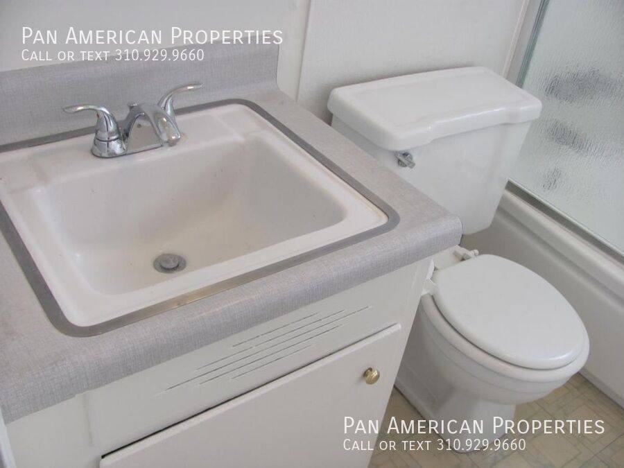 Apartment for rent at 3523 W Mungall Dr #1, Anaheim, CA 92804