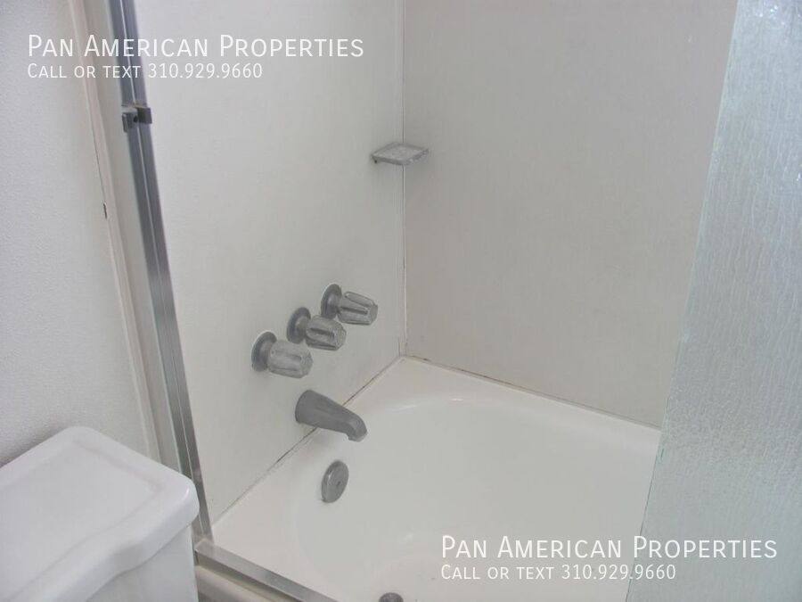 Apartment for rent at 3523 W Mungall Dr #1, Anaheim, CA 92804