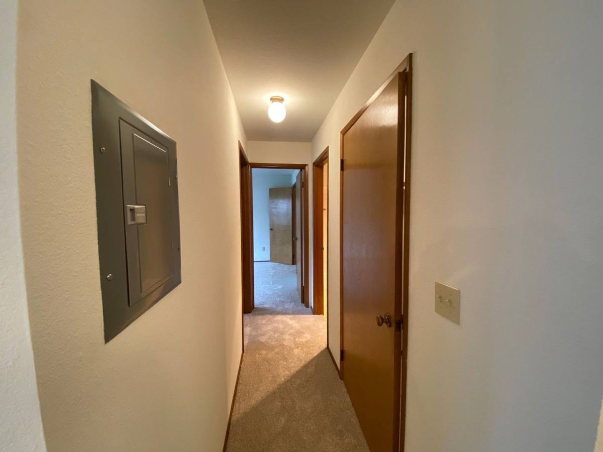 Apartment for rent at 12542 35th Ave NE, Seattle, WA 98125
