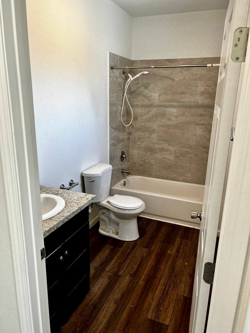 Apartment for rent at 1328 S Santa Fe St, Visalia, CA 93292