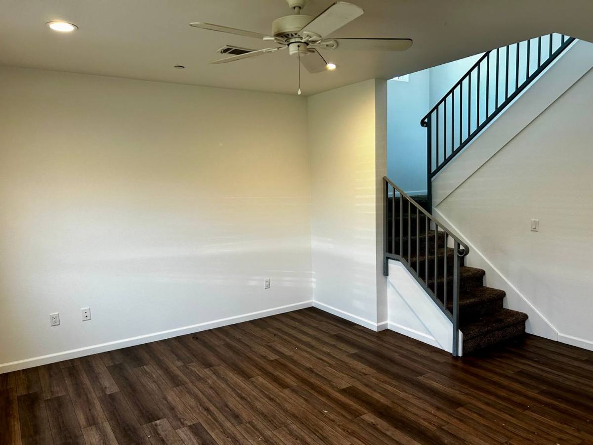 Apartment for rent at 1328 S Santa Fe St, Visalia, CA 93292