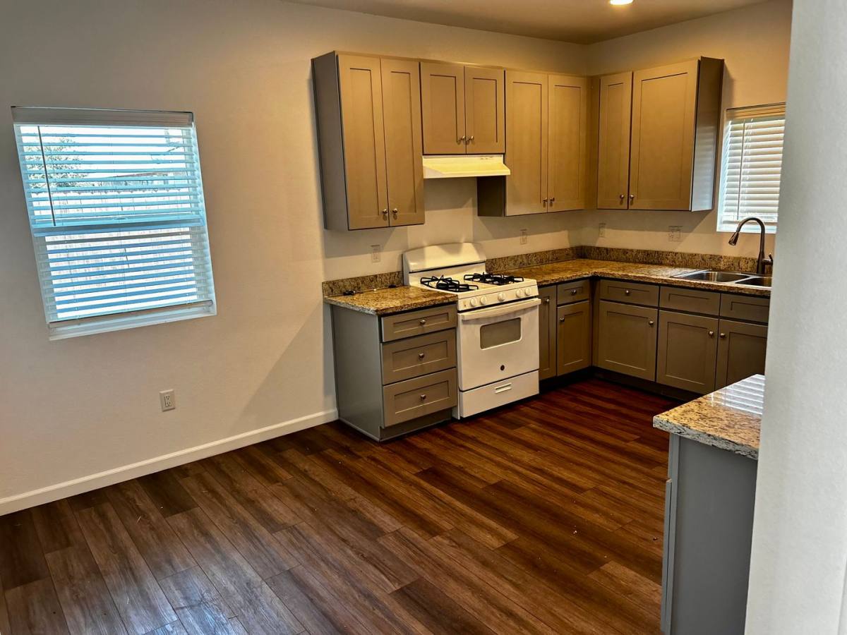 Apartment for rent at 1328 S Santa Fe St, Visalia, CA 93292