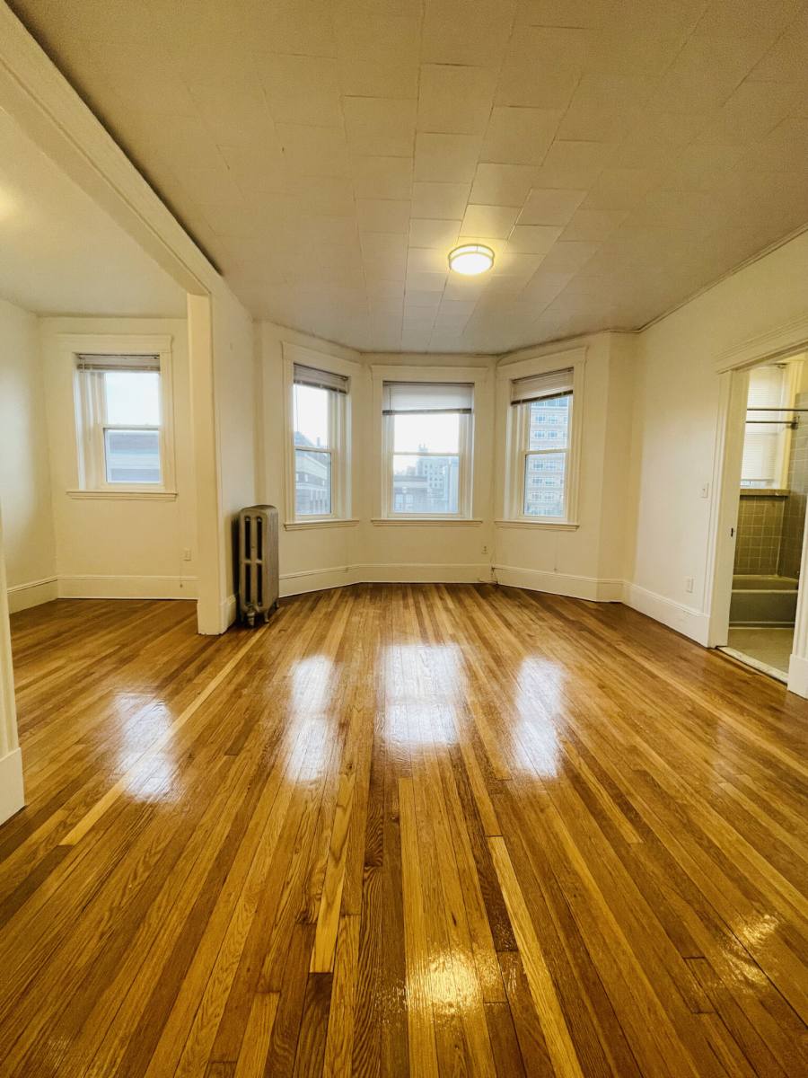 Apartment for rent at 11 Tetlow St, Boston, MA 02115