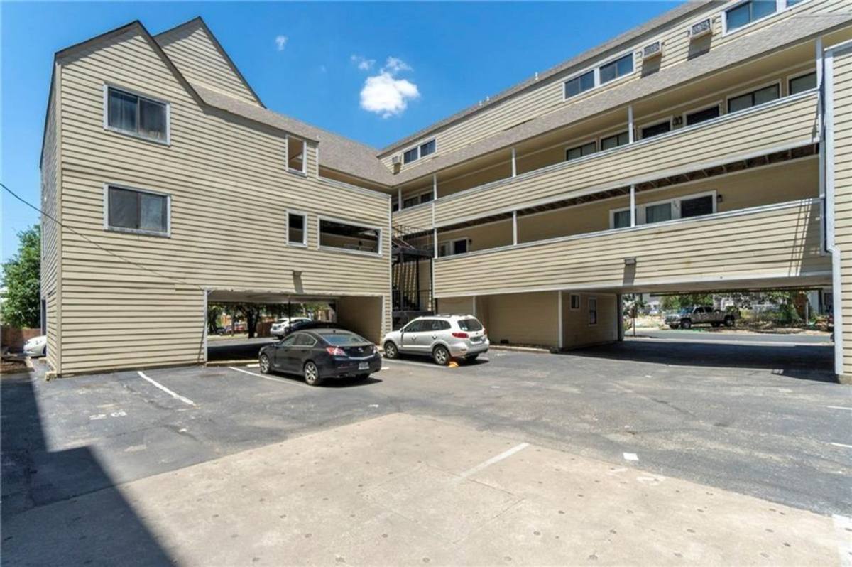 Apartment for rent at 2510 San Gabriel St, Austin, TX 78705