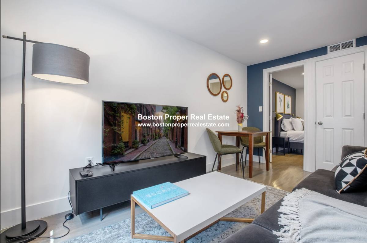Apartment for rent at 59 Joy St #2, Boston, MA 02114