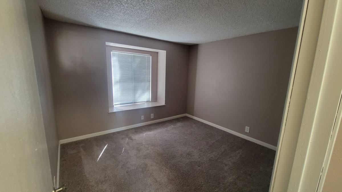 Apartment for rent at 6930 So Paradise Rd, Las Vegas, NV 89119