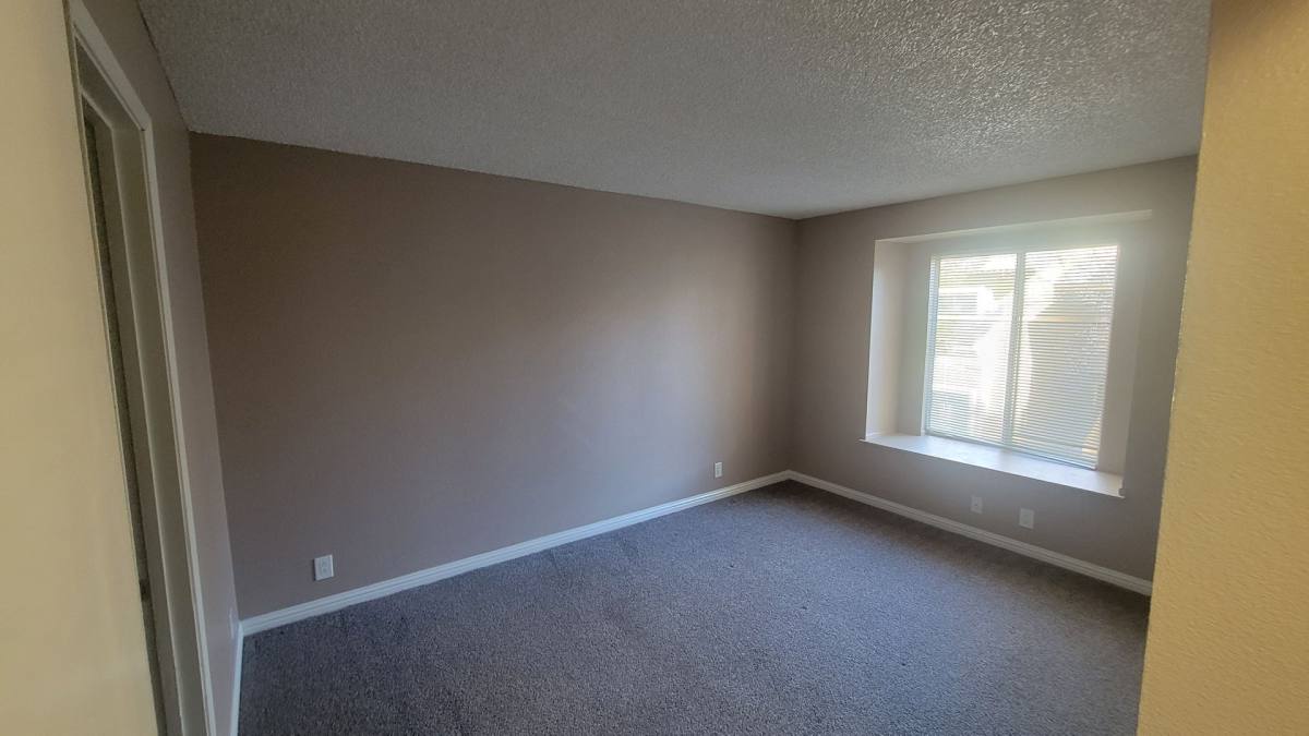 Apartment for rent at 6930 So Paradise Rd, Las Vegas, NV 89119