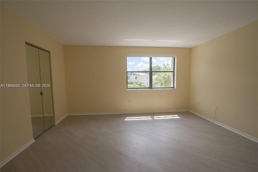 Condo for rent at 10233 NW 9th St Circle #213-1, Miami, FL 33172