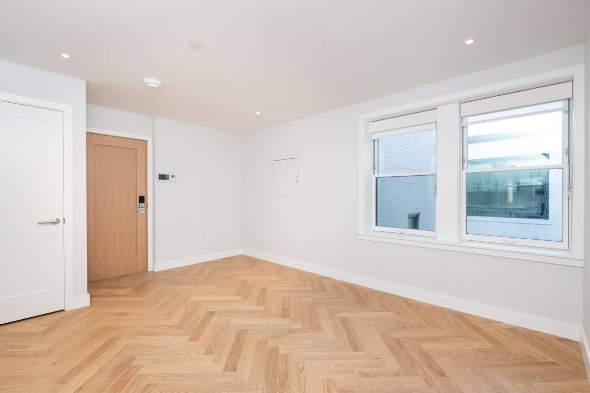 Apartment for rent at 12 Commonwealth Ave #405D, Boston, MA 02116