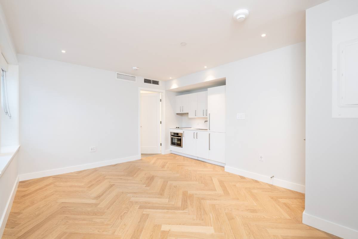 Apartment for rent at 12 Commonwealth Ave #405D, Boston, MA 02116