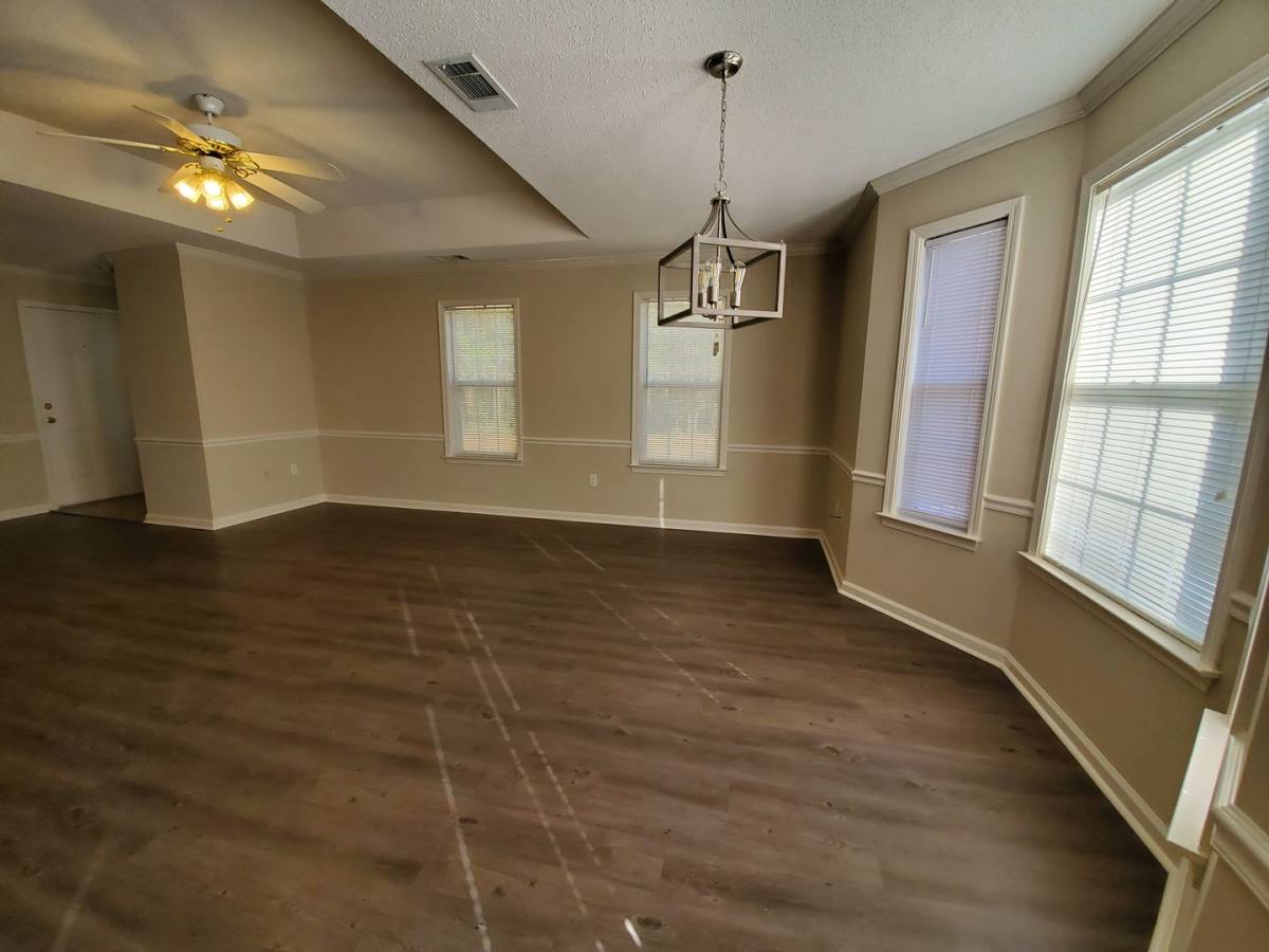 Apartment for rent at 900 Country Club Rd, Statesboro, GA 30458