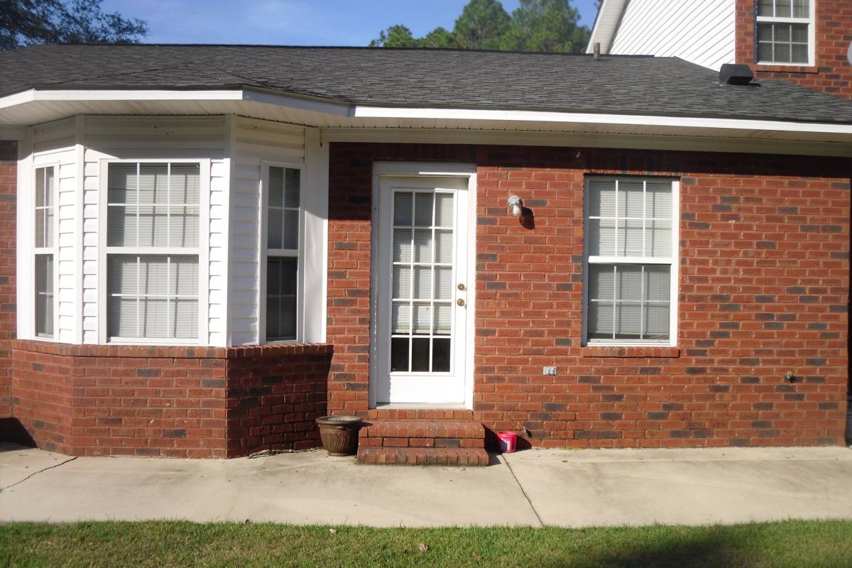Apartment for rent at 900 Country Club Rd, Statesboro, GA 30458