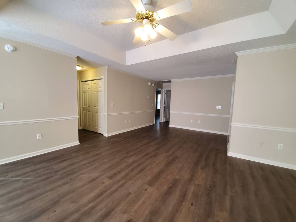 Apartment for rent at 900 Country Club Rd, Statesboro, GA 30458