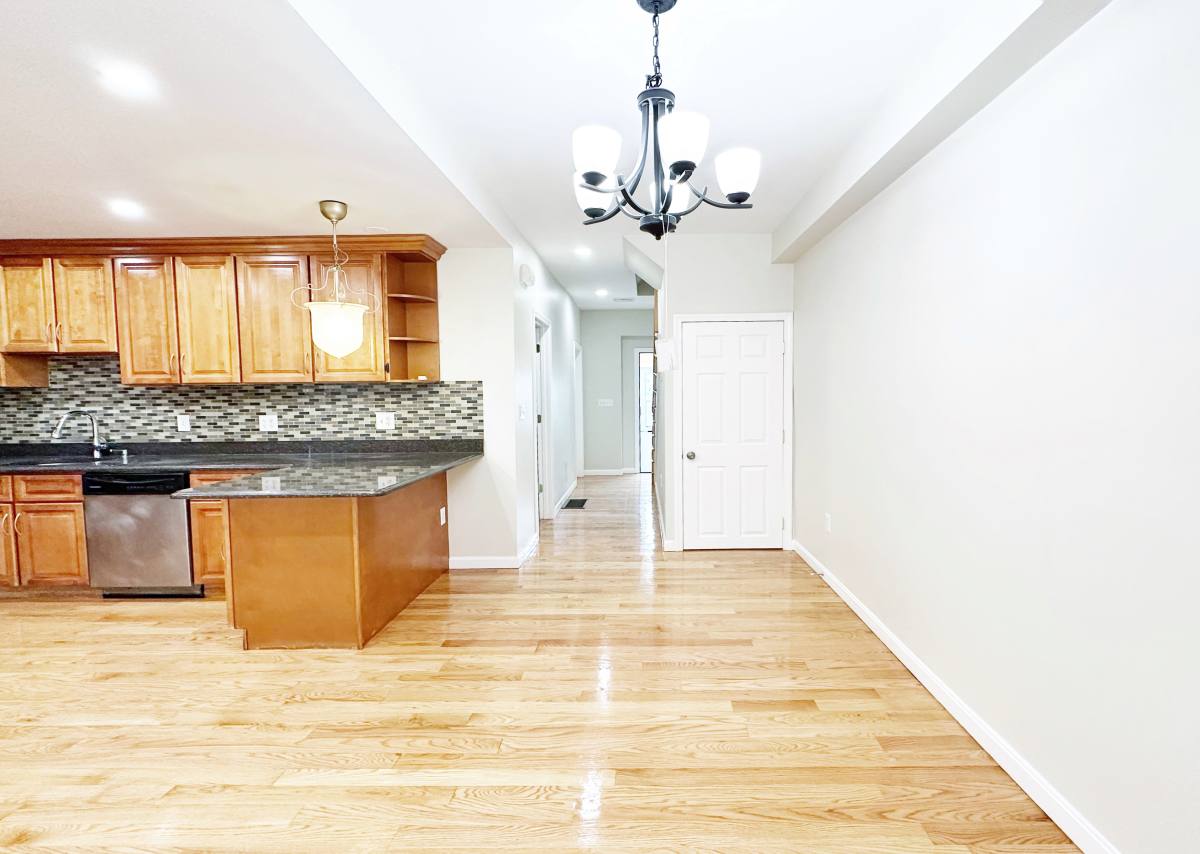 Townhouse for rent at 90 George St, Roxbury, MA 02119