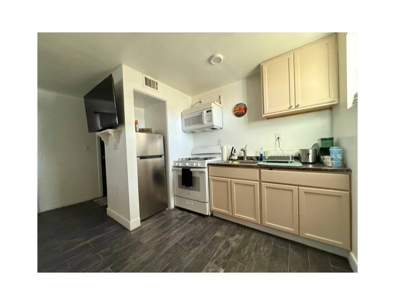Apartment for rent at 187 W Center St #5, Pima, AZ 85543