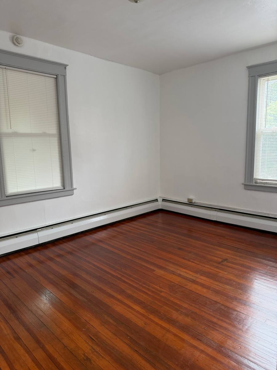 Apartment for rent at 139 Lawlor St, New Britain, CT 06051