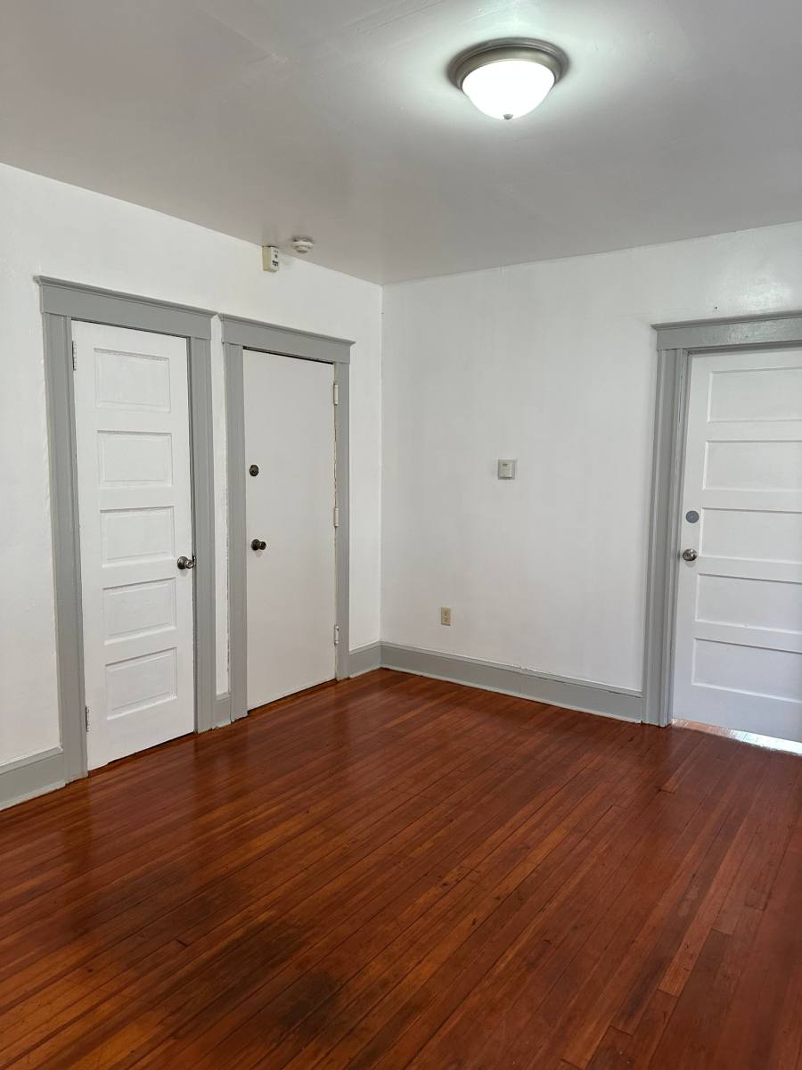 Apartment for rent at 37 Lyman St, New Britain, CT 06053