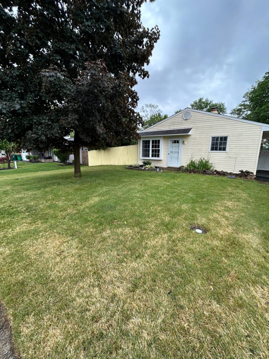 House for rent at 19 Goodturn Rd, Levittown, PA 19057
